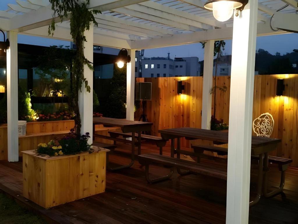 Hotel Myeongdong Mom House Seoul Exterior foto