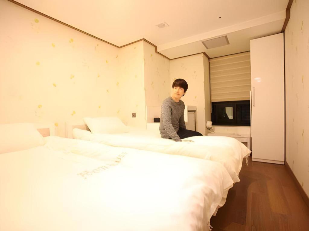 Hotel Myeongdong Mom House Seoul Exterior foto