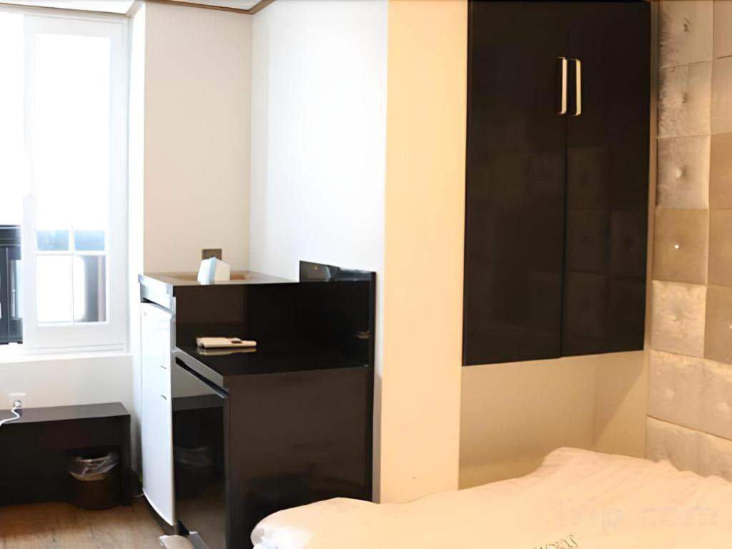 Hotel Myeongdong Mom House Seoul Exterior foto
