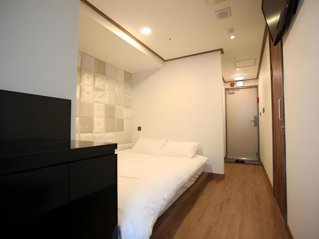 Hotel Myeongdong Mom House Seoul Exterior foto