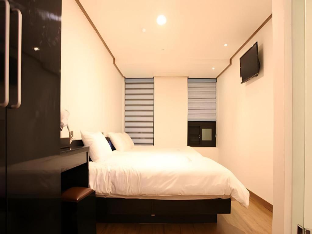 Hotel Myeongdong Mom House Seoul Exterior foto